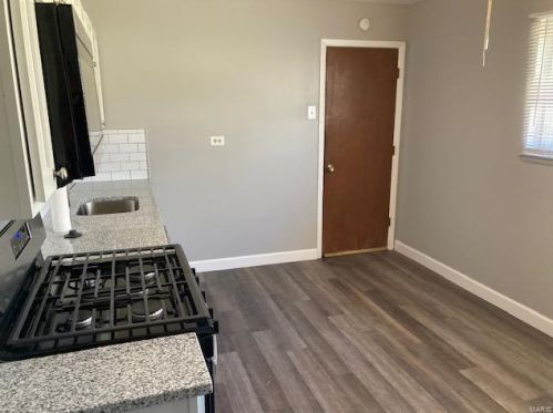 1725 Bradshaw Dr, Saint Louis MO 63136-2422 exterior