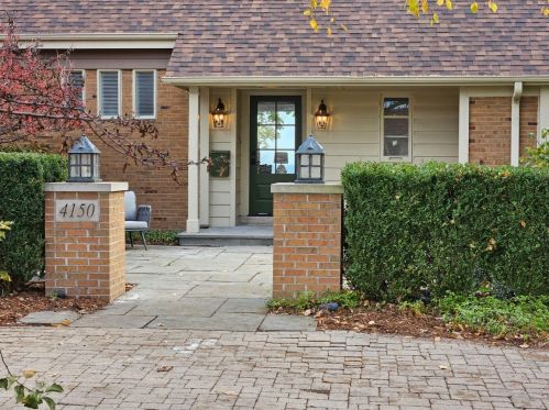 4150 Lake Dr, Milwaukee WI  53211-1719 exterior