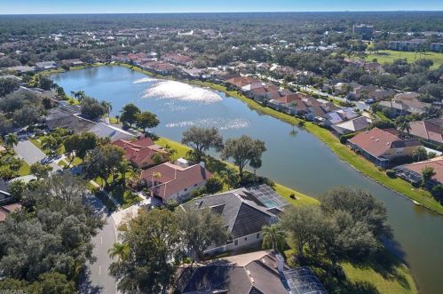 205 Monterey Dr, Naples FL 34119-4621 exterior