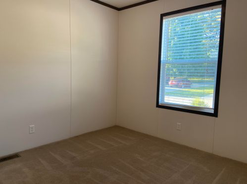 1479 Sarnia St, Meskegon MI 49444-3309 exterior