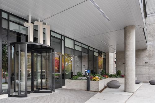 111 Peoria St, Chicago IL 60607 exterior