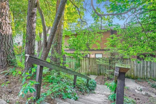 479 Granite Ridge Pl, Atlanta, GA 30350-3202