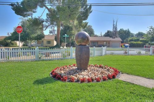 7106 Orch St, Riverside CA 92504-3958 exterior