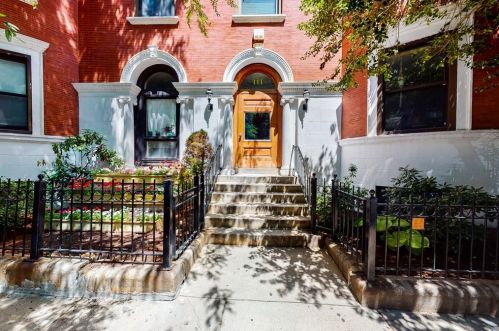 111 Gainsborough St, Boston MA exterior