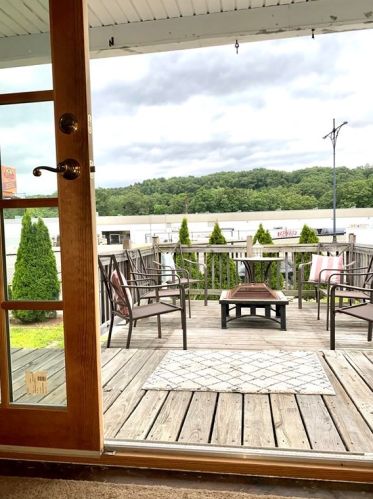 675 Millbury St, Worcester MA 01607-1020 exterior