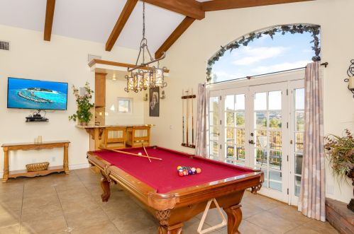 35025 Linda Rosea Rd, Temecula CA 92592-9529 exterior