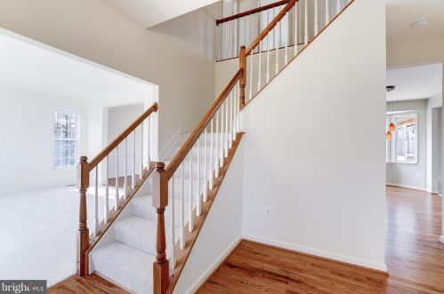 43195 Parkers Rdg Dr, Leesburg VA 20176-5132 exterior