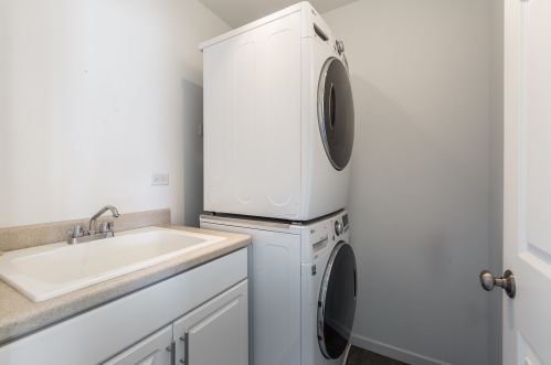 1629 Fieldstone Dr, Joliet IL 60404-8105 exterior