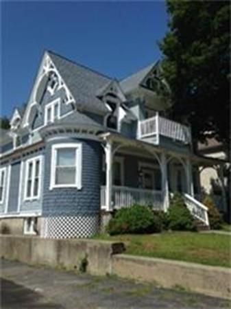3 Loudon St, Worcester, MA 01610-1407