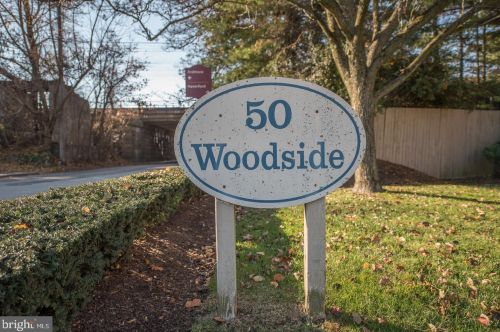 50 Woodside Rd, Ardmore PA 19003-1437 exterior