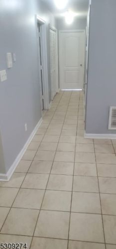 185 Manchester Pl, Newark NJ  07104-1772 exterior