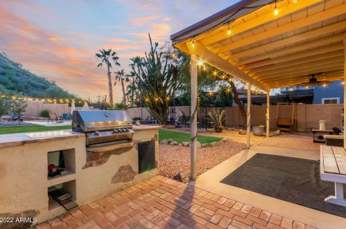 19640 19th Pl, Phoenix AZ  85024-1244 exterior