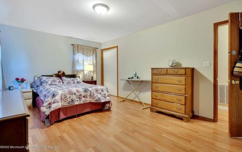 95 Hope Chapel Rd, Jackson Twp NJ 08527-5061 exterior