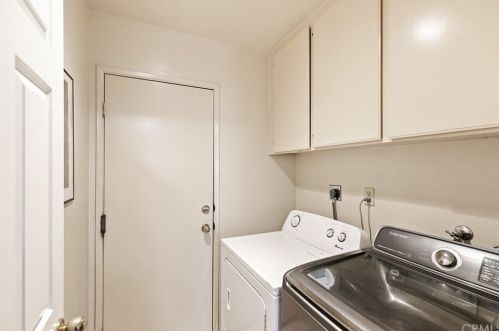 29714 Dawncrest Cir, Temecula CA 92591-1879 exterior