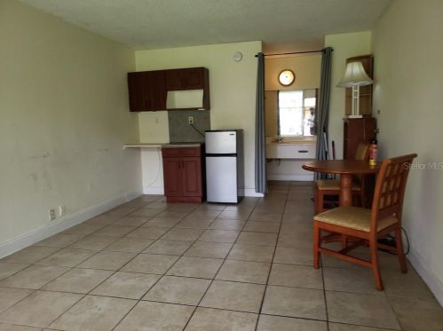 7900 Orange Blossom Trl, Orlando FL  32810-2639 exterior