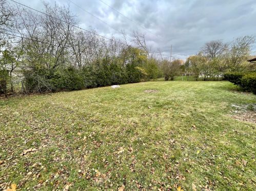 8959 Mohawk Rd, Milwaukee WI  53217-1741 exterior