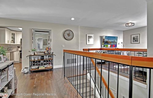 40 Poplar Pl, East Freehold NJ 07728-4172 exterior