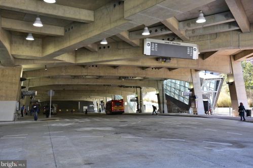 9609 Hastings Dr, Silver Spring MD 20901-3198 exterior