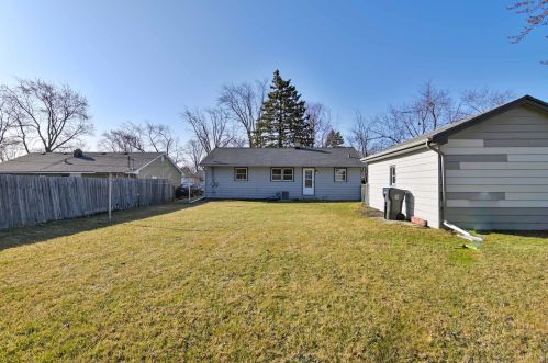 2716 Florida Ave, Waukegan IL 60087-4536 exterior