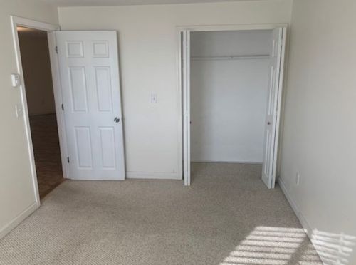 11 Gibbs St, Worcester MA  01607-1453 exterior