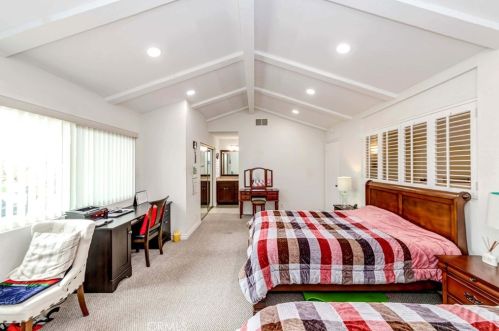 803 Creekside Dr, Fullerton CA 92833-2176 exterior