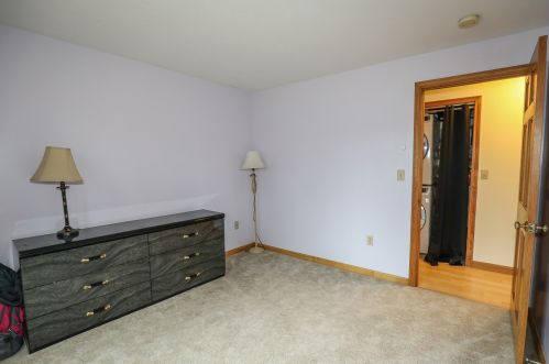 63 Chichester Rd, Concord NH 03307-0706 exterior