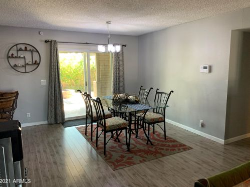 7137 21st Ave, Phoenix AZ 85086-8377 exterior