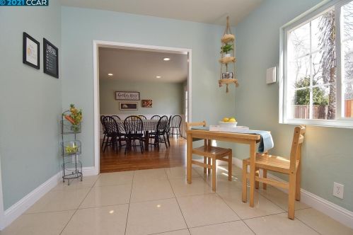 1134 Crowe Pl, Concord CA 94518-1713 exterior