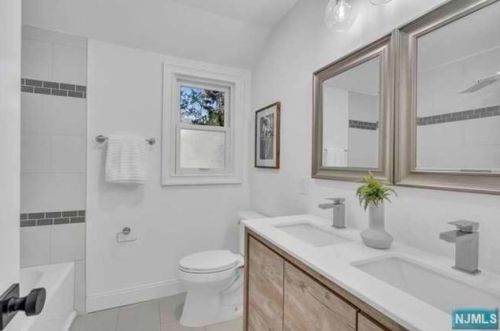 78 Central Ave, Demarest NJ  07627-1711 exterior