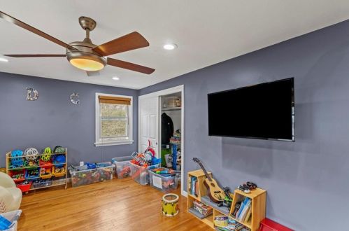 142 Lexington Ave, Providence RI 02904-4413 exterior