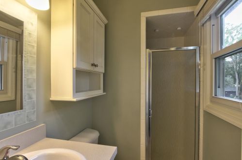 5289 Londonderry Dr, Grand Rapids MI  49508-6323 exterior