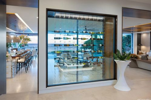 213 Kaalawai Pl, Honolulu HI 96816-4435 exterior