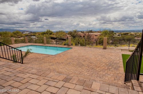 5307 Sundown Dr, Tucson AZ  85718-5516 exterior