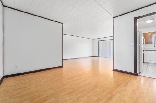 631 Frst Grn Dr, Moon Twp PA 15108-2768 exterior