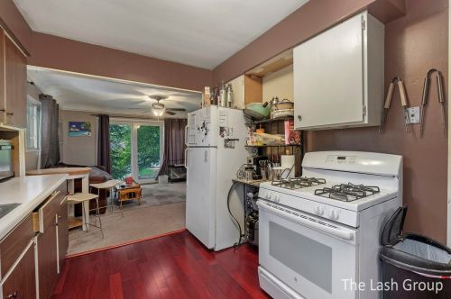 1009 Harding St, Grand Rapids MI 49544-1842 exterior