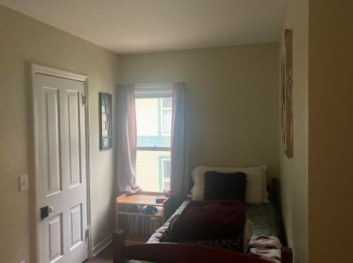 206 Michigan Ave, Dowagiac MI 49047-1908 exterior