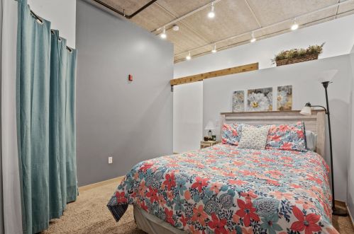 210 Water St, Milwaukee WI 53204-4306 exterior