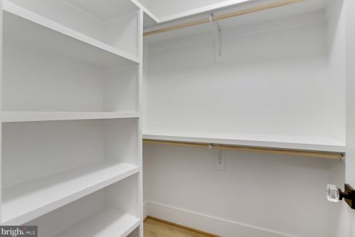 4700 25th St, Arlington VA  22207-3519 exterior