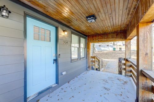 294 Birch St, Atlanta GA  30354-1148 exterior