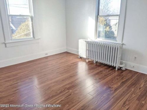 6 Lincoln Ave, Edison NJ exterior