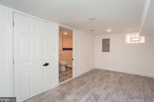 5809 Ditman St, Philadelphia PA 19135-4043 exterior