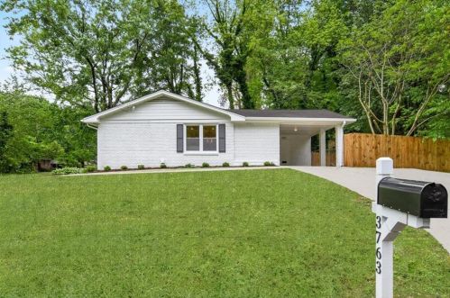 3763 Gloucester Dr, Tucker GA  30084-7204 exterior