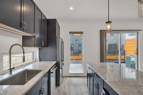 5563 Berlin Way, Pittsburgh PA  15201 exterior