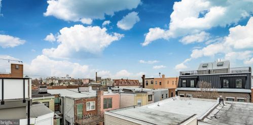 1513 Iseminger St, Philadelphia PA  19147-6215 exterior