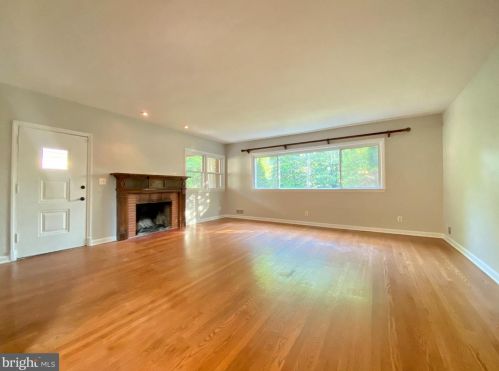 603 Braxton Pl, Alexandria VA  22301-2703 exterior