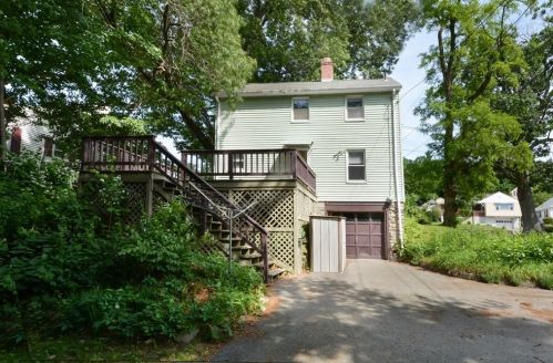 282 June St, Worcester MA 01602-3257 exterior