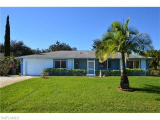 2273 51st St, Naples, FL 34116-6921