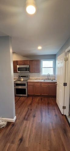 15 Colfax St, Providence RI 02905-3013 exterior