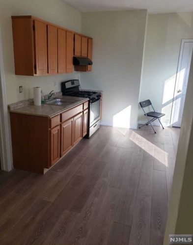 251 4 St, Paterson NJ 07522-1857 exterior