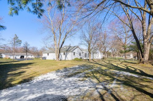 4762 Norfolk Cir, Kalamazoo MI  49024-3828 exterior